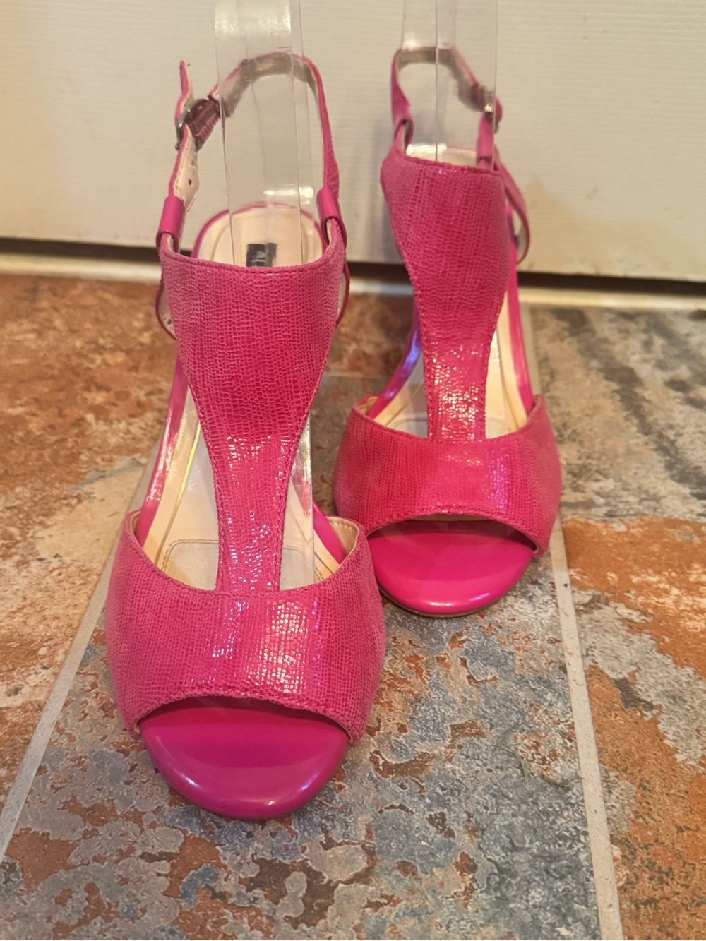 Gorgeous Alex Marie Hot Pink T-Strap Open-Toe Textured Heels!